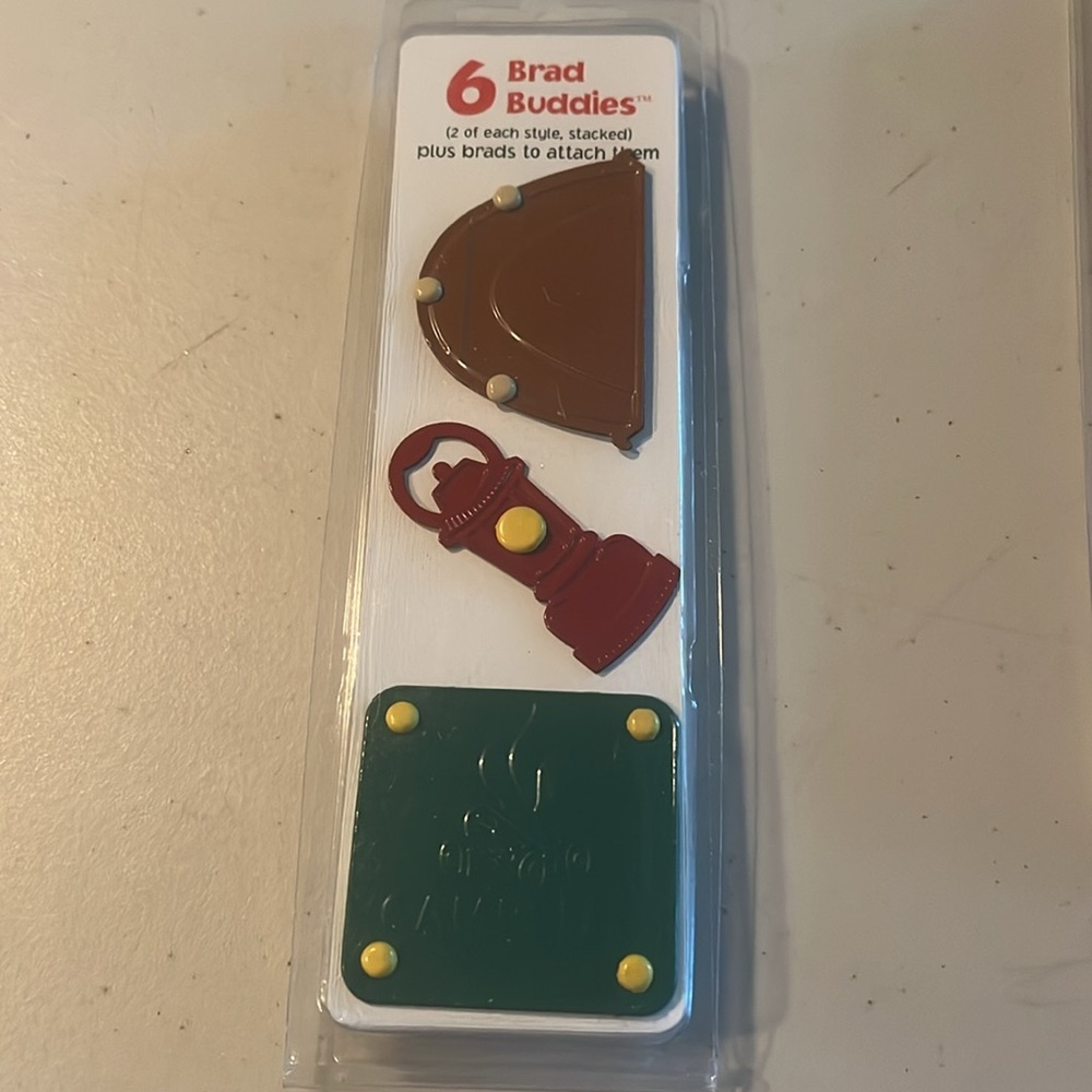 Brad Buddies Decorative Set - Picture 2 of 7